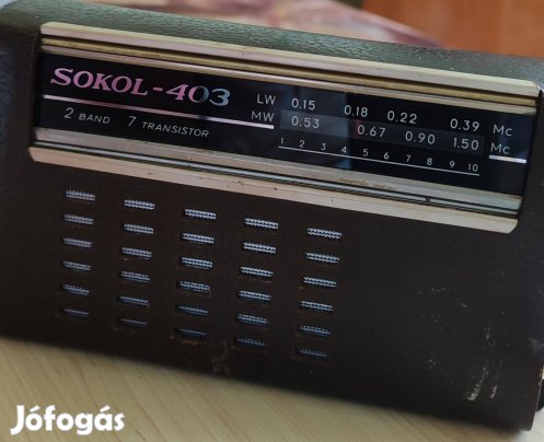 Sokol 403-as retró kisrádió, barna bőrtokban 2.500.-Ft-ért