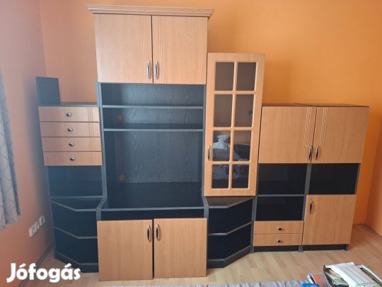 Soktárolós, egyedi ifjúsági szekrény / nappali sor 280 cm