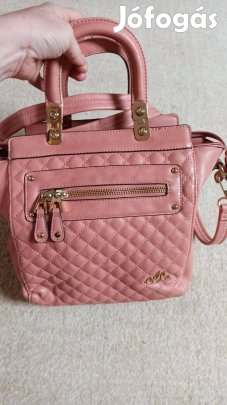 Sokzsebes válltáska / kézitáska