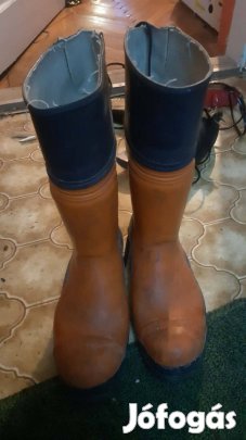 Solidur vágásbiztos gumicsizma láncfűrészhez 44es méret