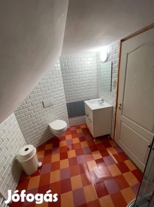 Solymáron szoba kiadó