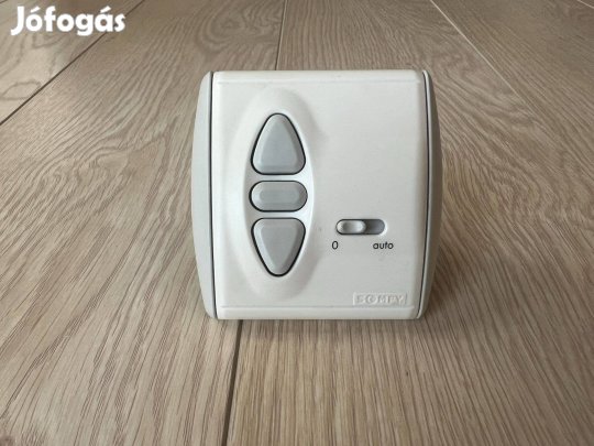 Somfy Centralis Uno RTS falikapcsoló beépített rádióvevővel