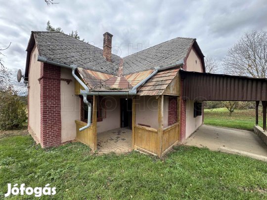 Somogyaszalóban a szőlőhegyen nyaraló ELADÓ