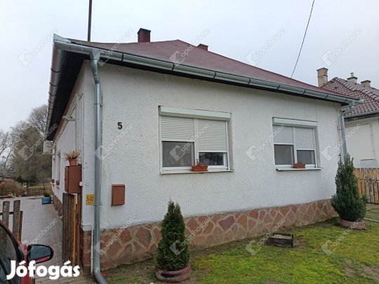 Somogyszobon családi ház eladó.