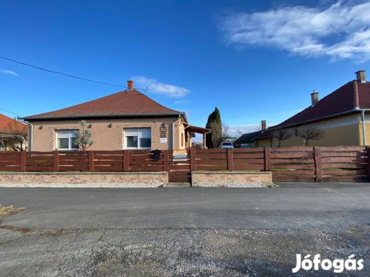 Somogyváron Vállalkozásra Is Alkalmas Családi Ház Eladó