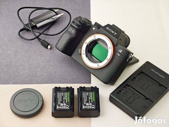 Sony A7 III 2 akkuval fullframe MILC kamera Alpha A 7 A7III