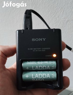Sony BC-CS2B Ni-Mh akkutöltő / elemtöltő / akkumulátortöltő