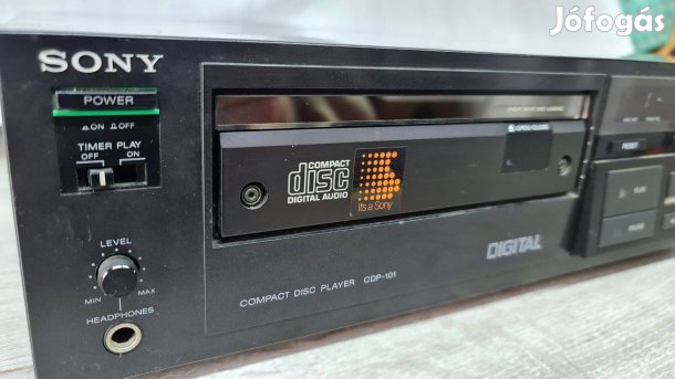 Sony CDP-101 az első kereskedelmi forgalomban megjelent cd lejátszója