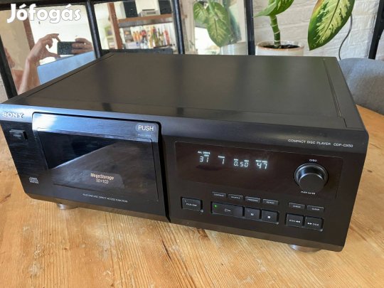 Sony CDP-CX50 CD lejátszó , 50+1 lemezes , szép állapotban