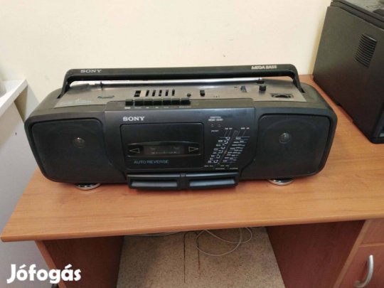 Sony CFS-D30L hordozható rádiómagnó