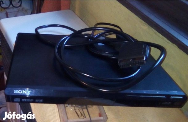 Sony DVD lejátszó új állapotú Model: SR370 + átjátszó kábel TV-hez