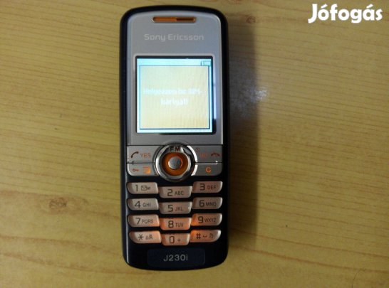 Sony Ericsson J230i Makulátlan Újszerű