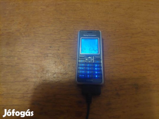 Sony Ericsson K200i telefon (független)