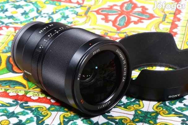 Sony FE 1.4 35mm Zeiss Distagon FE objektív 