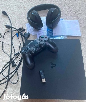 Sony Playstation 4 konzol 1TB