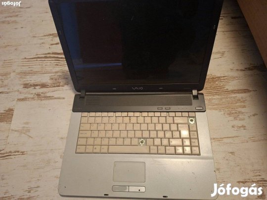 Sony Vaio laptop teszteletlen. Töltő nélkül!