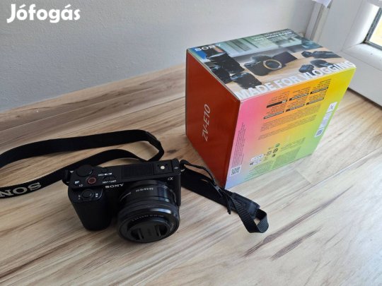 Sony ZV-E10 váz + EPZ 16-50 mm F3.5-5.6 OSS II objektív vlogger kamera