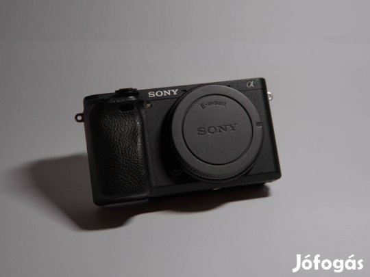 Sony a6300 fényképezőgép alacsony zárszámmal