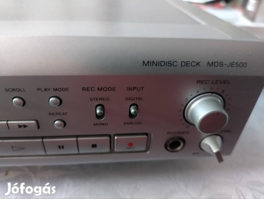 Sony minidisc MDS-JE 500 jó állapotú 30 db üres lemezzel eladó