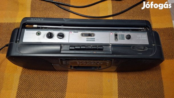 Sony rádiósmagnó. A rádió jó!