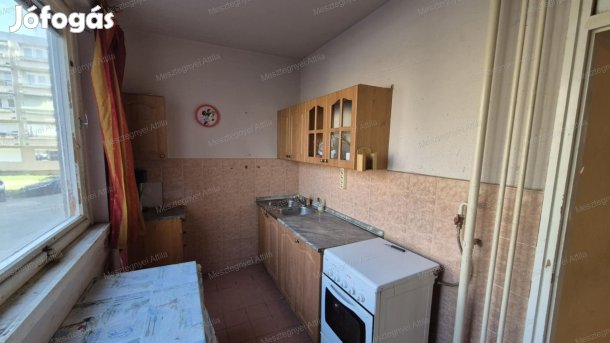 Sopron Jereván lakótelepen eladó egy igazi ritkaság!