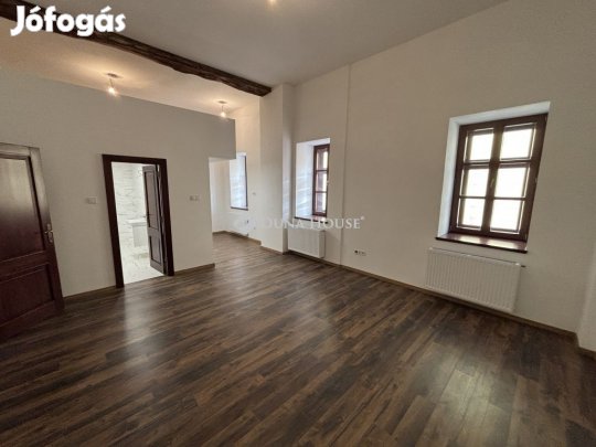 Soproni eladó 47 nm-es lakás