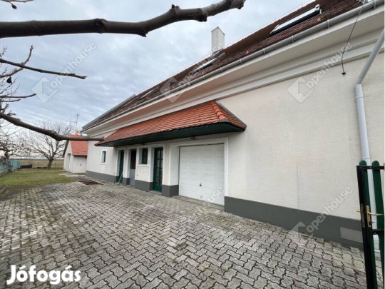 Sopronkövesdi 400 nm-es fogadó eladó