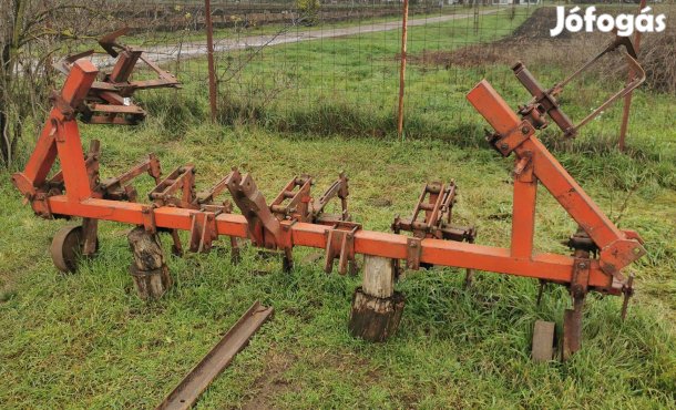 Sorközművelő kultivátor