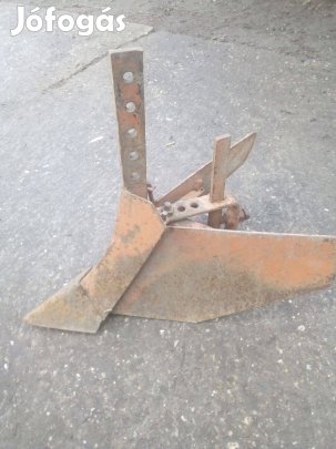 Sornyitó nyitókapa sorhúzó