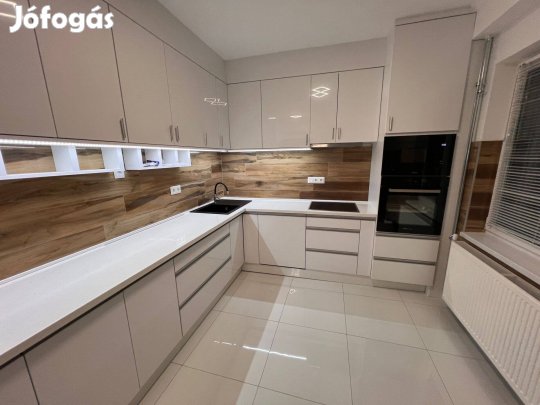 Sóstófűrdőhöz Közel Családi Ház Kiadó