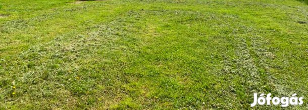 Sóstói telek eladó!