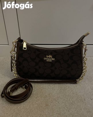 Sötét barna kistáska