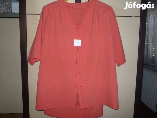 Sötét rózsaszín, mályva színű rövid ujjú kosztüm xl