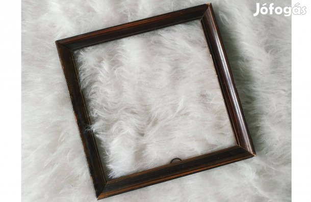 Sötétbarna fa képkeret kb. 21x21cm