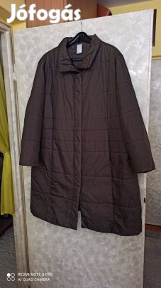 Sötétbarna nagy méretű télikabát 54-es
