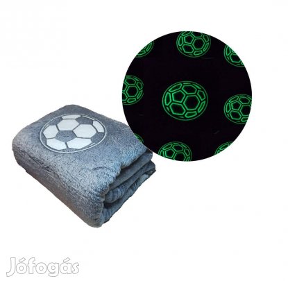 Sötétben világító 150x200cm focilabda mintás plüss takaró, pléd