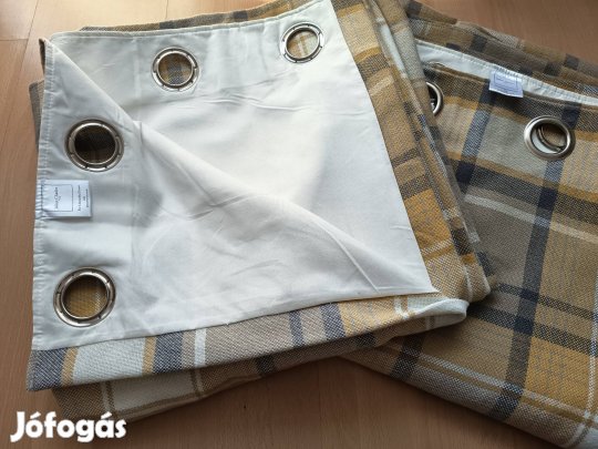 Sötétítő függöny kockás