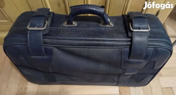 Sötétkék bőrőnd 60 x 18 x 48 cm