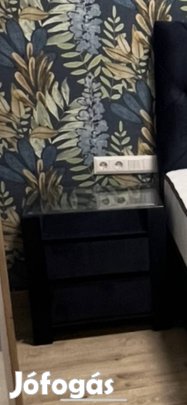 Sötétkék éjjeliszekrény