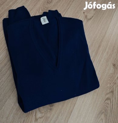 Sötétkék finomkötött női pulóver