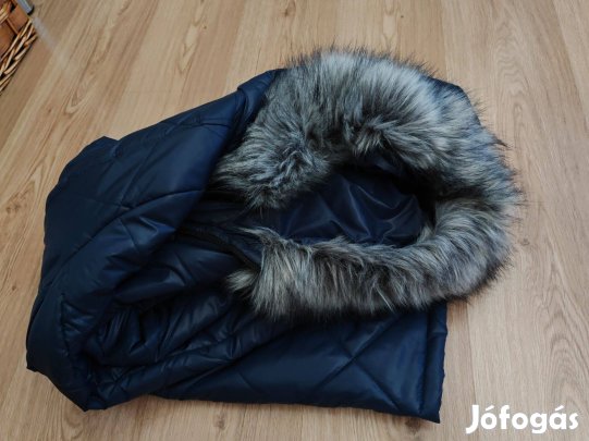 Sötétkék prémes női télikabát XL