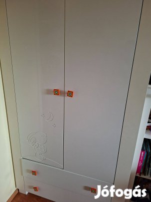 Spanyol, Micuna gyermek bútor