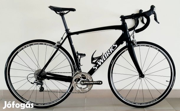 Specialized S-Works karbon országúti kerékpár.