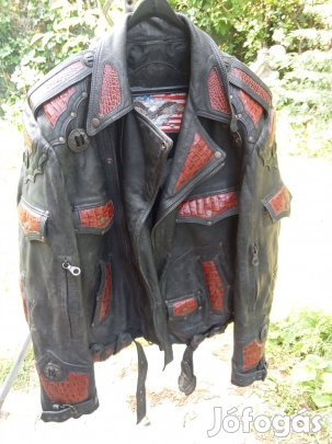 Sport dzseki motoros bőr kabát