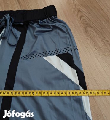 Sportos egyedi női vékony nadrág S-M