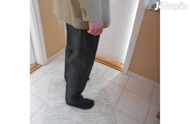 Spriccelt szövetnadrág, fekete, 48-50-es