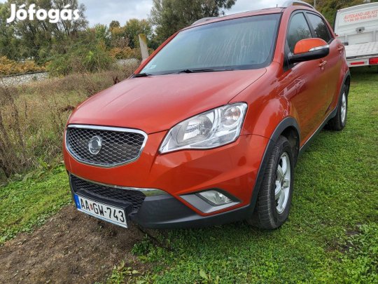 Ssangyong Korando 2.0 e-Xdi STD Plus AWD (Autom...