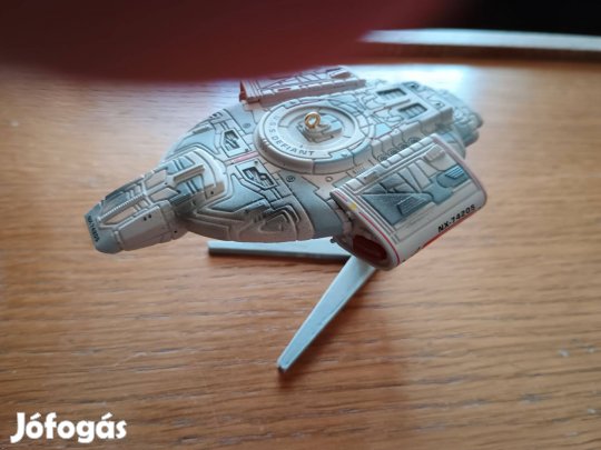 Star Trek DS9 Defiant hajó dísz és mini modell