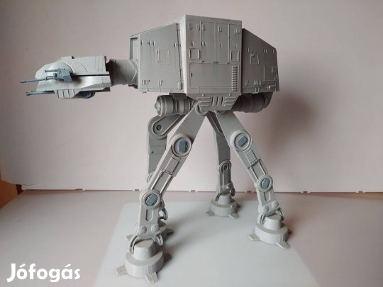 Star Wars AT-AT lépegető 35 cm magas