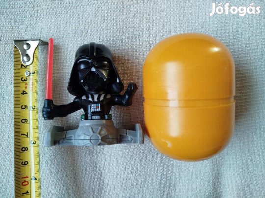 Star Wars Darth Vader nagy  Kinder figura 7 cm